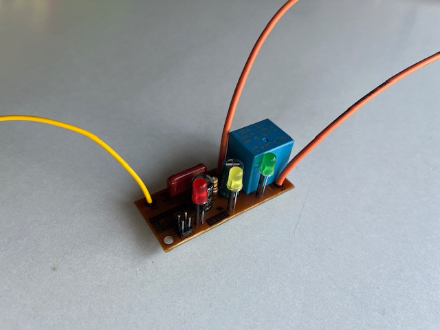 برد محافظ ولتاژ 15A با IC دیجیتال