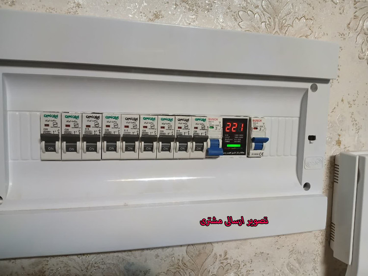 محافظ ولتاژ ورودی 30 آمپر ریلی (جعبه فیوزی)